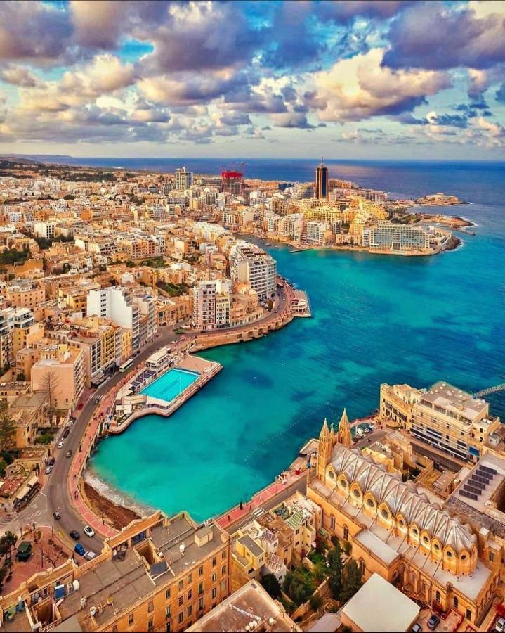 Balluta Bay Spacious Apt - 2Br Sliema Exteriör bild