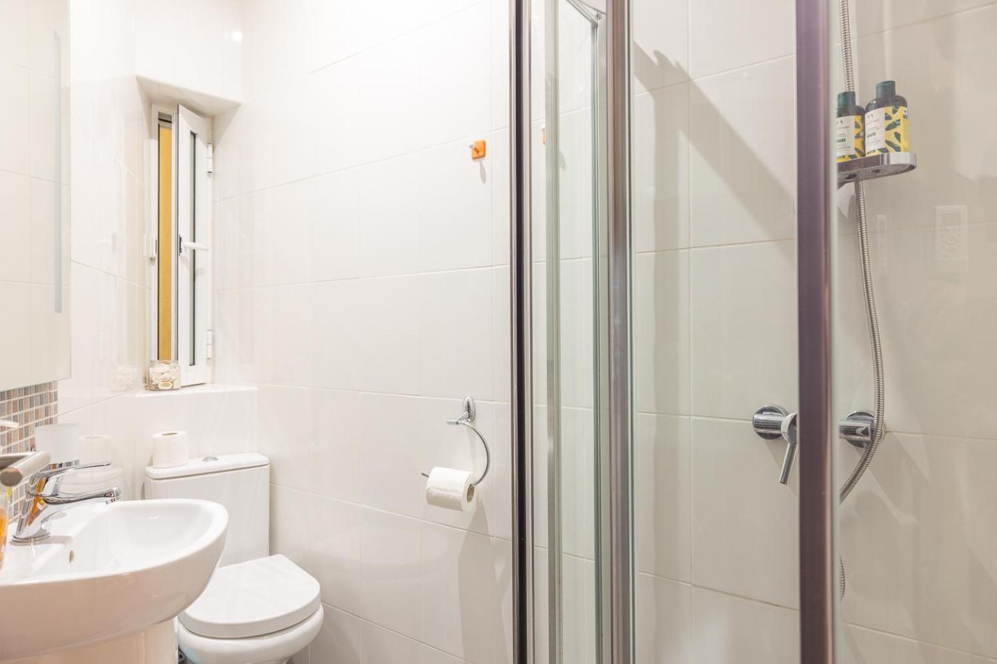 Balluta Bay Spacious Apt - 2Br Sliema Exteriör bild