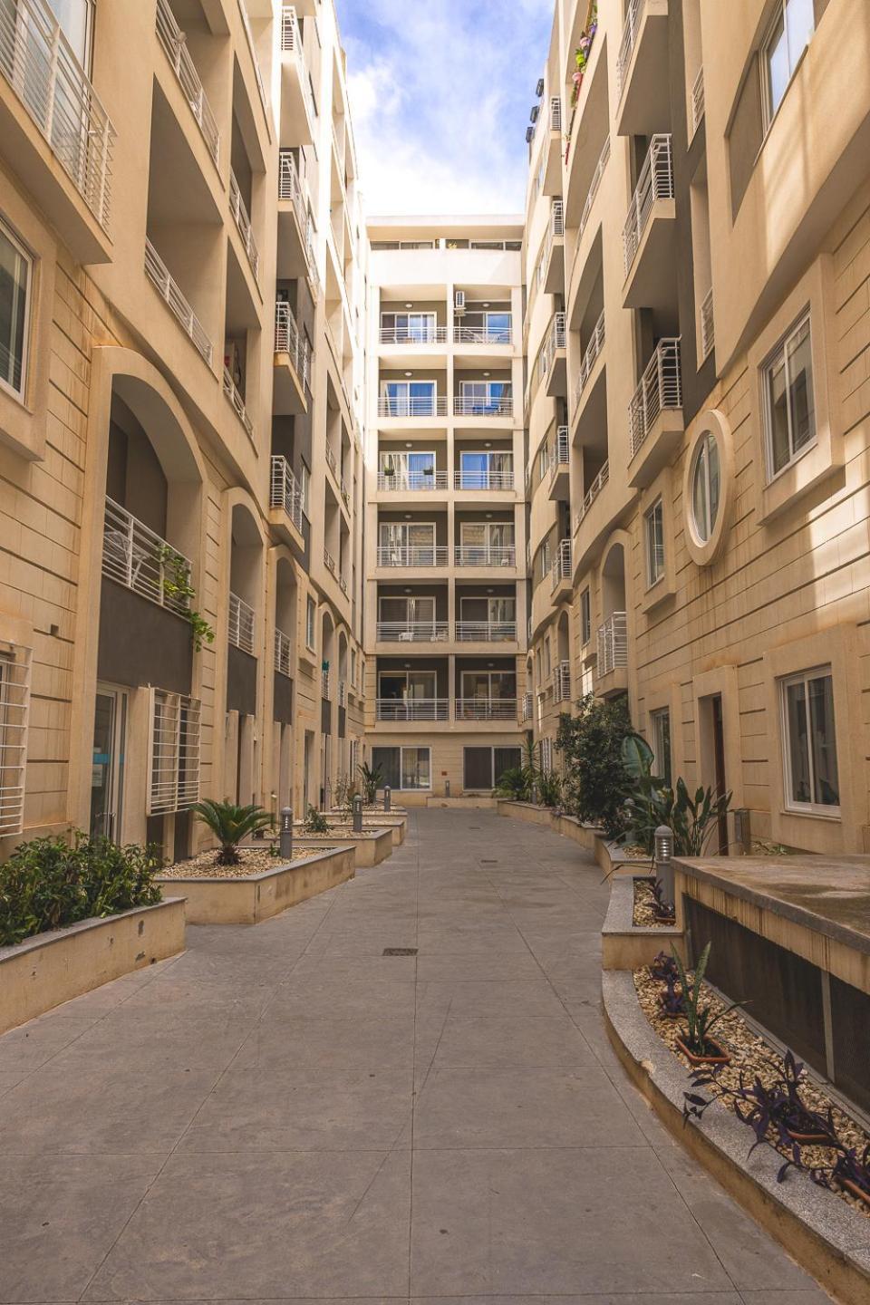 Balluta Bay Spacious Apt - 2Br Sliema Exteriör bild