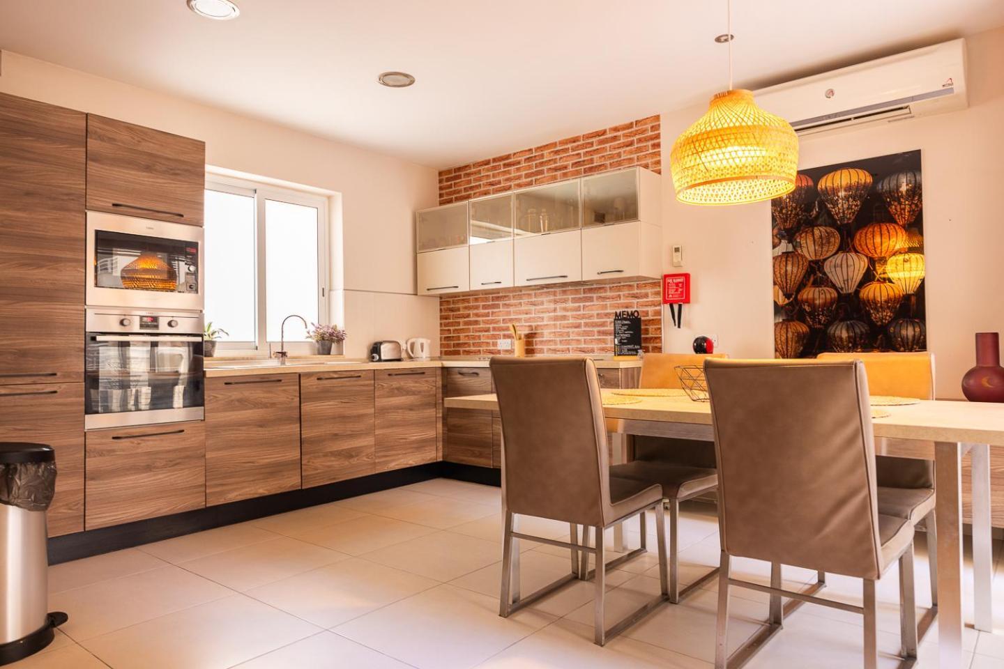 Balluta Bay Spacious Apt - 2Br Sliema Exteriör bild